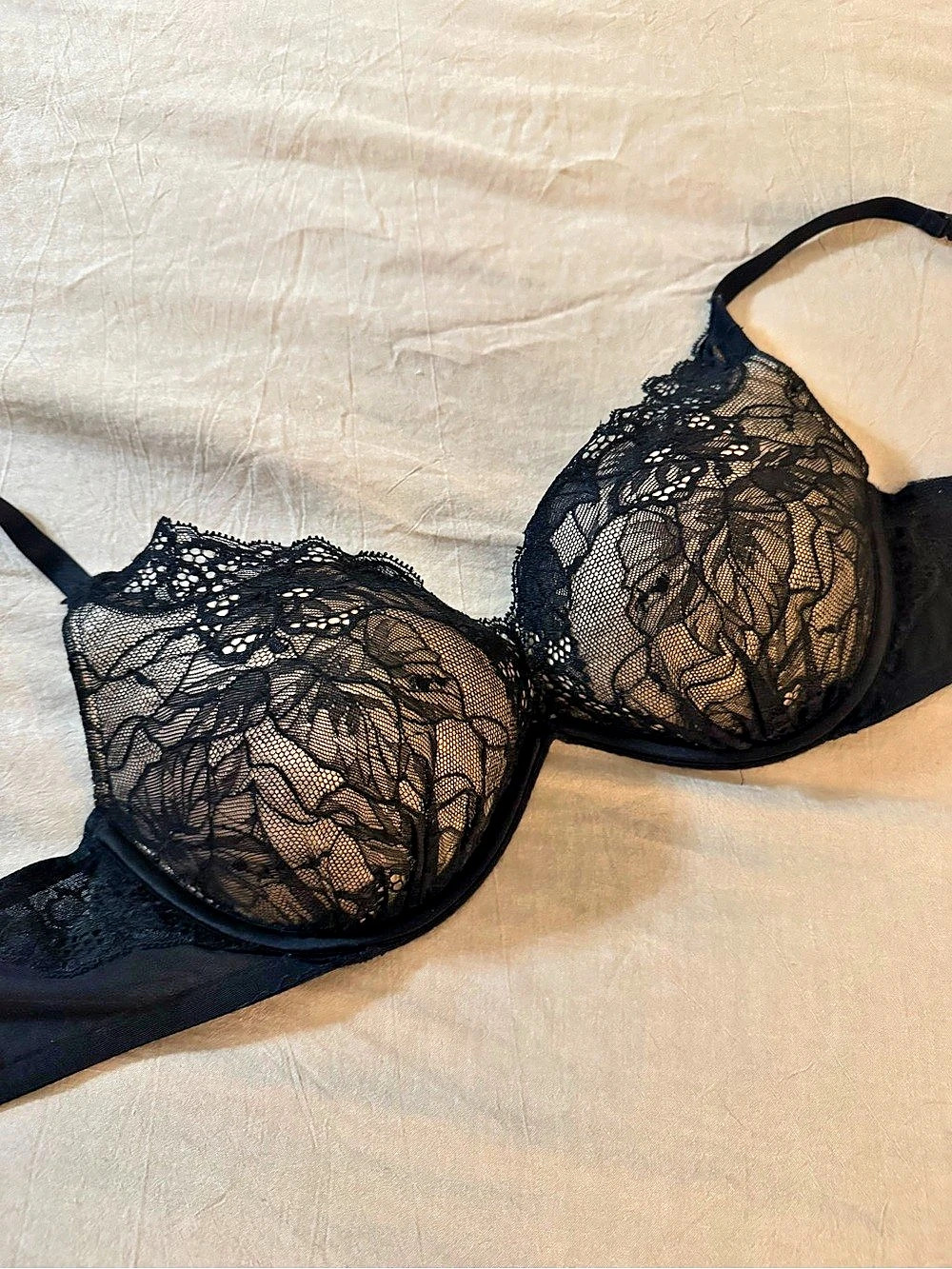 Victoria's Secret Black Lace Bra Size 36C Push Up